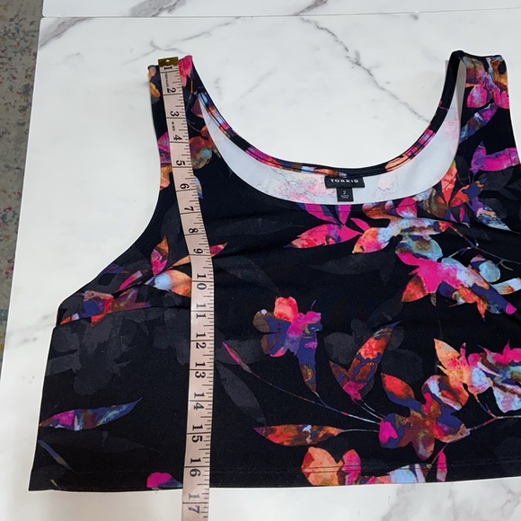 Torrid size 2 (US size 2X) Crop Tank Top Floral Print - Picture 5 of 16